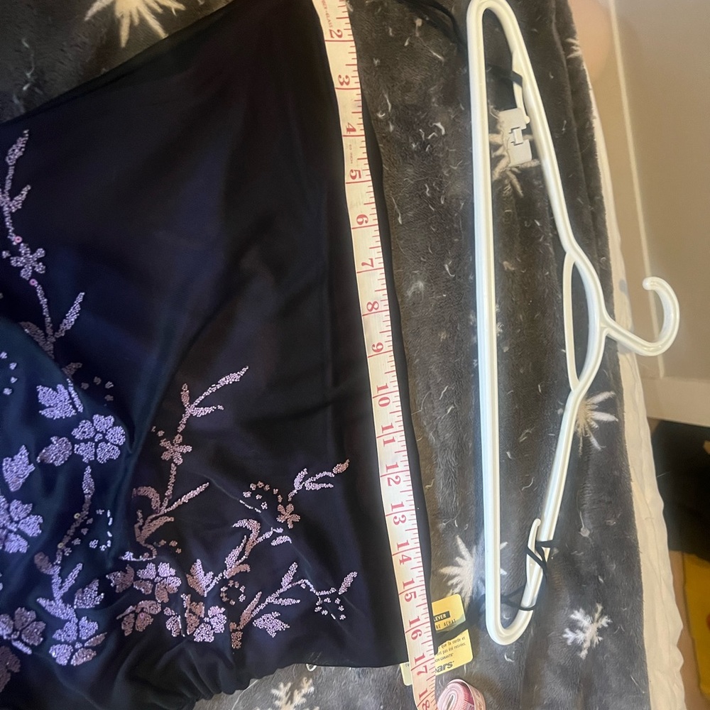 Dress - Picture 6 of 6